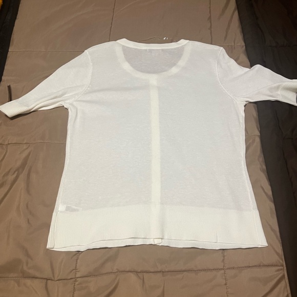 Top - Picture 4 of 7